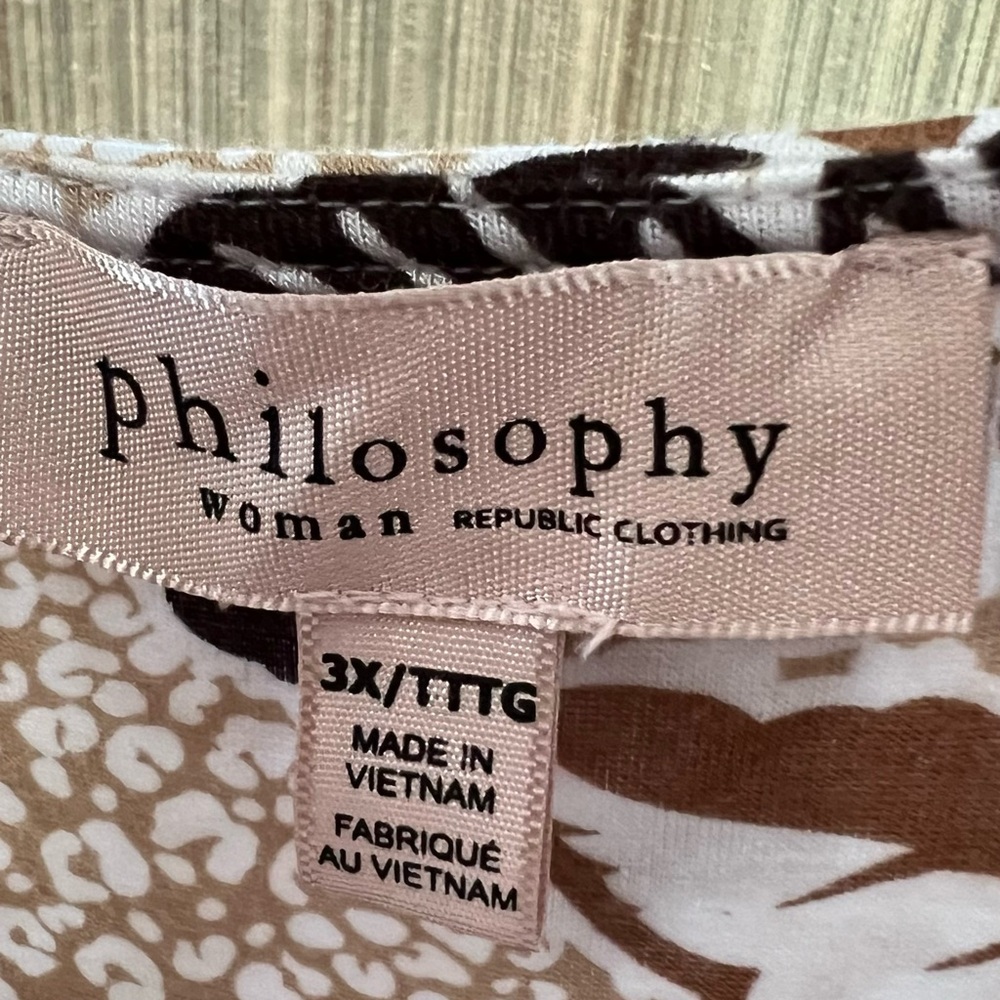 Philosophy Black and Tan Floral Blouse - Picture 2 of 3